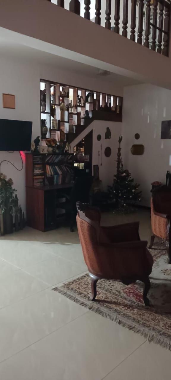 Leisure Home Коломбо Екстер'єр фото
