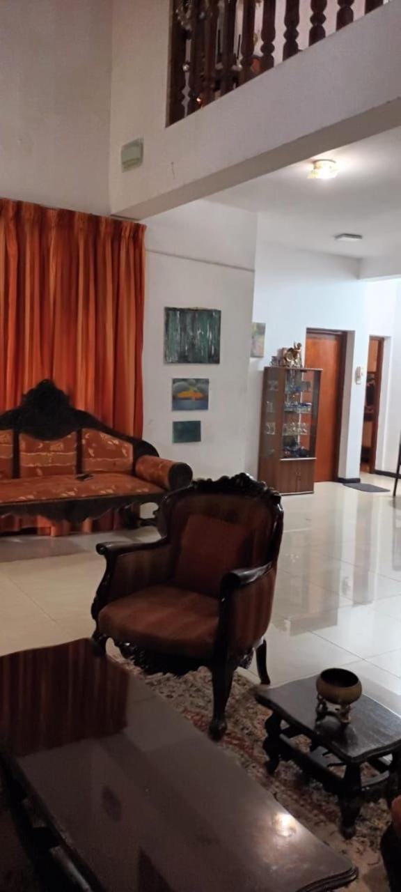 Leisure Home Коломбо Екстер'єр фото