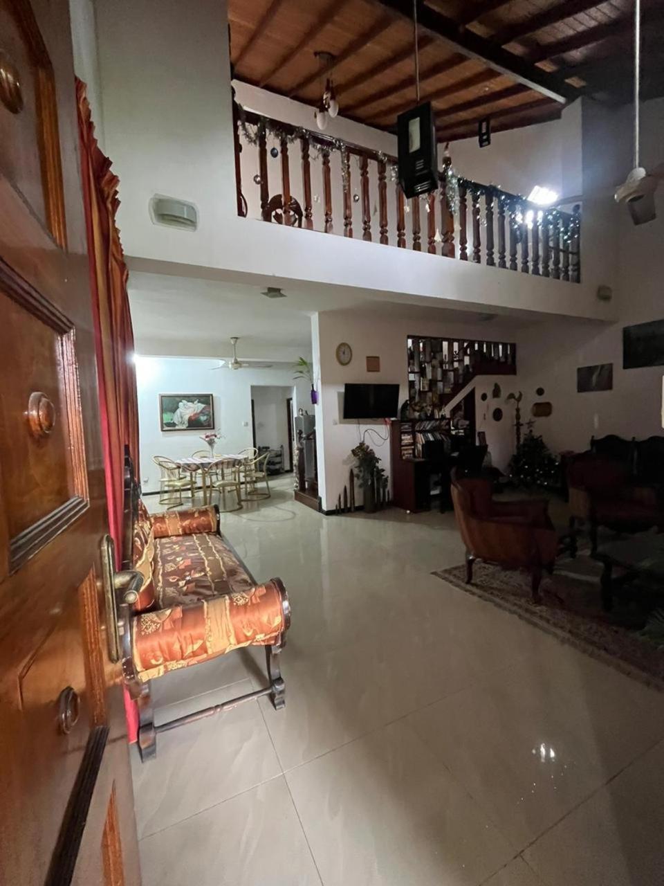 Leisure Home Коломбо Екстер'єр фото
